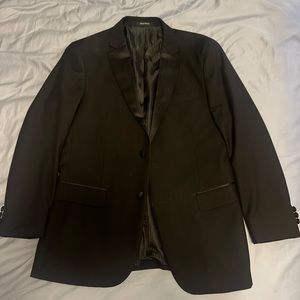 tux only worn once